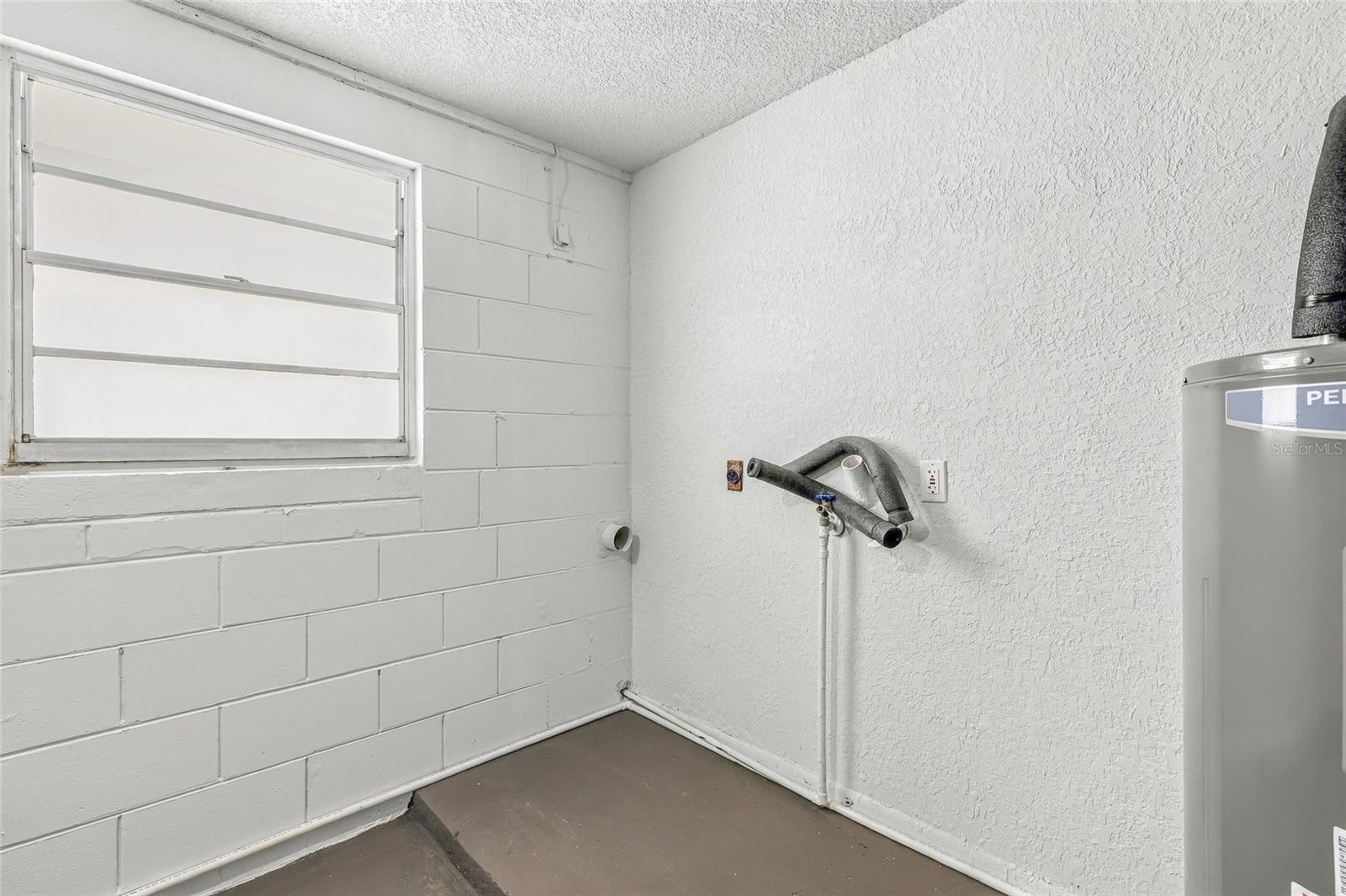 10118 BRIARWICK CT — photo 26