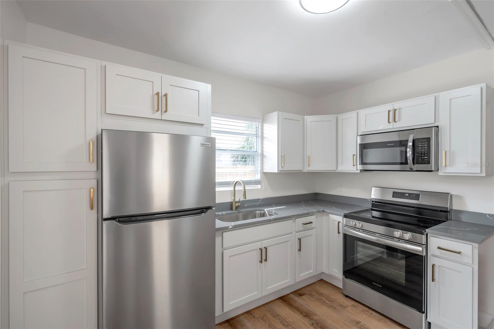 1811 QUINCY ST S — photo 8