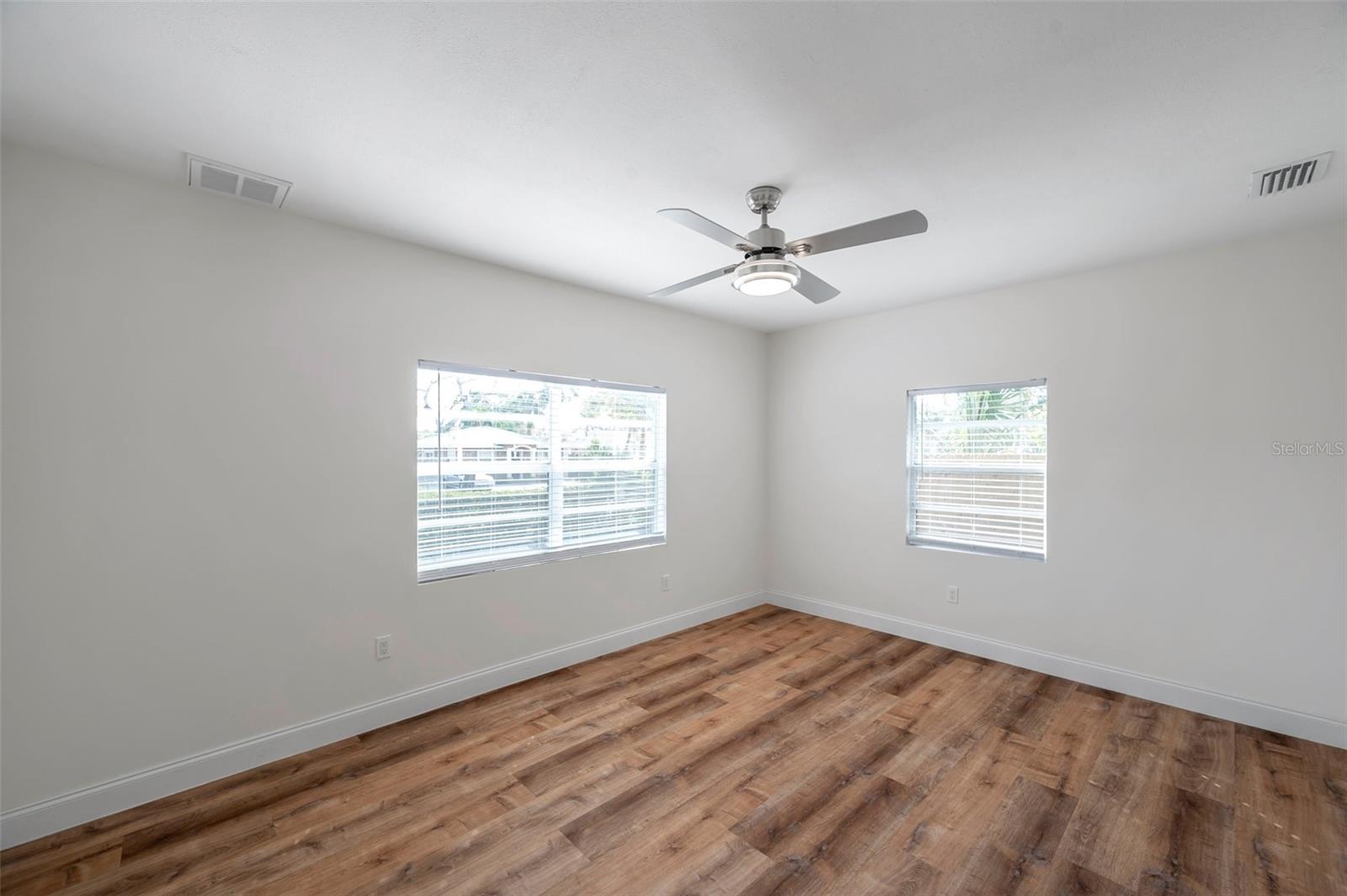 1811 QUINCY ST S — photo 13