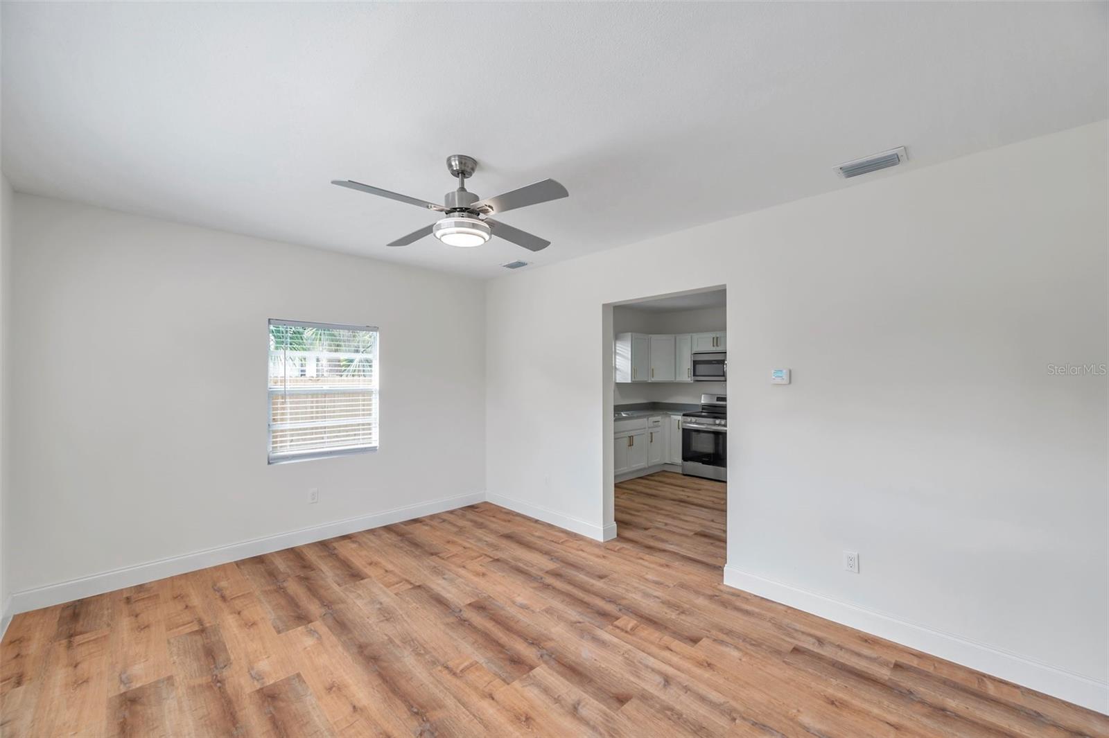 1811 QUINCY ST S — photo 4