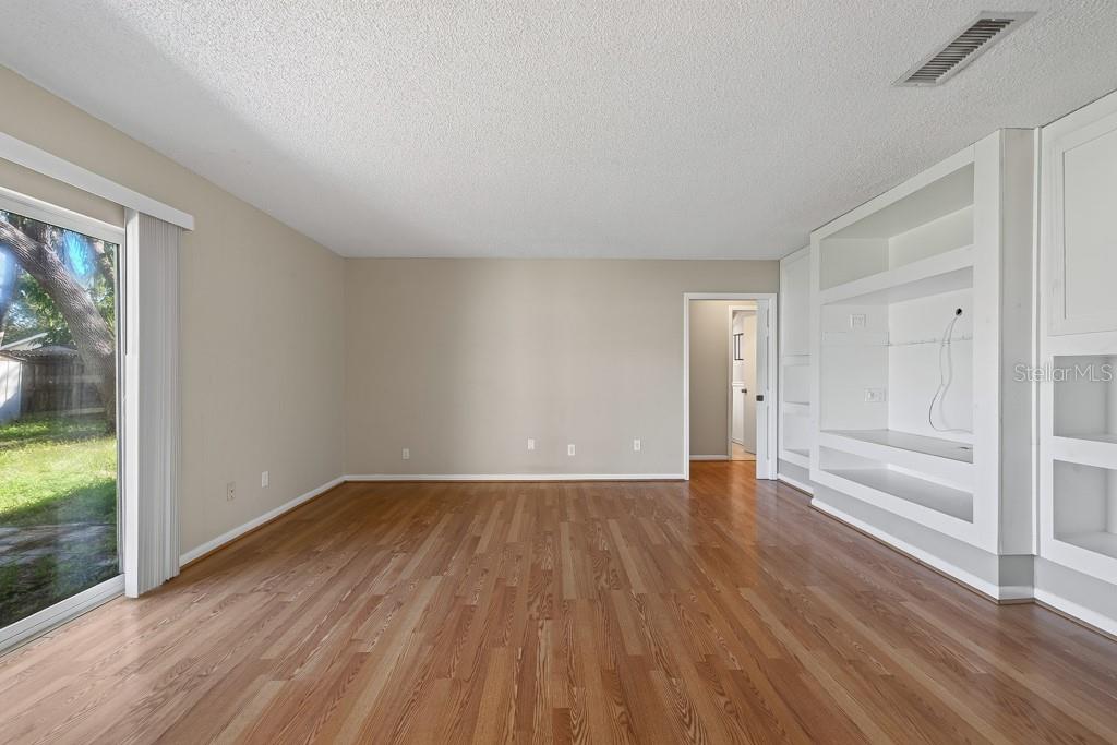 518 WYNNWOOD DR — photo 15