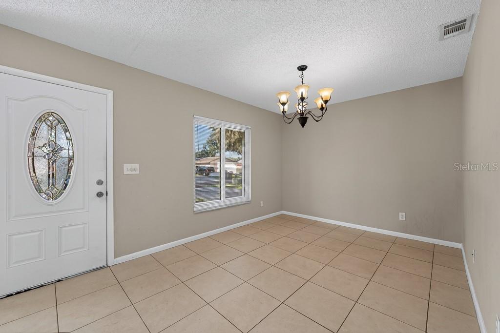518 WYNNWOOD DR — photo 3