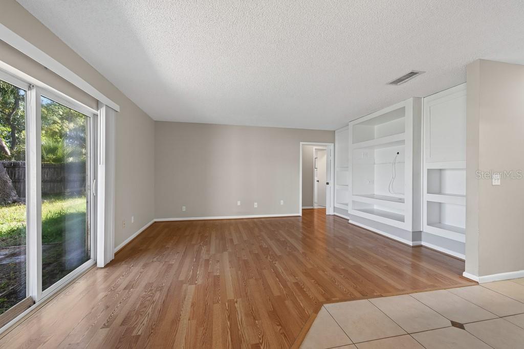 518 WYNNWOOD DR — photo 16