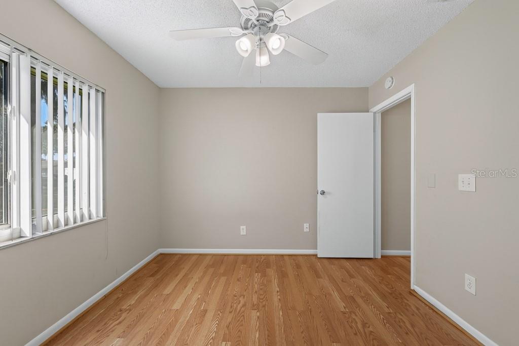 518 WYNNWOOD DR — photo 40