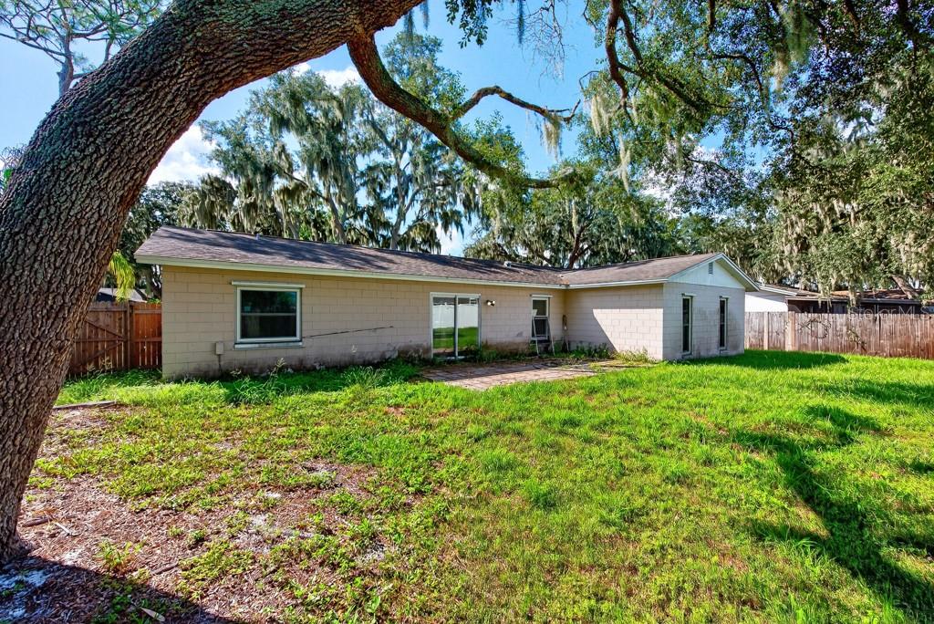 518 WYNNWOOD DR — photo 49