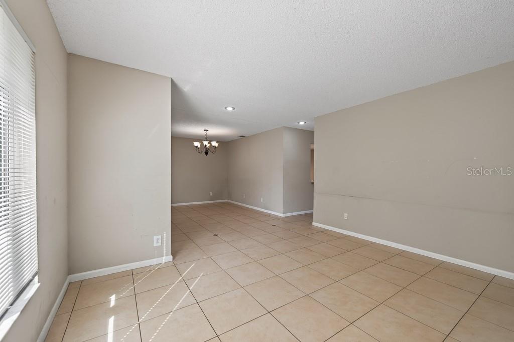 518 WYNNWOOD DR — photo 12