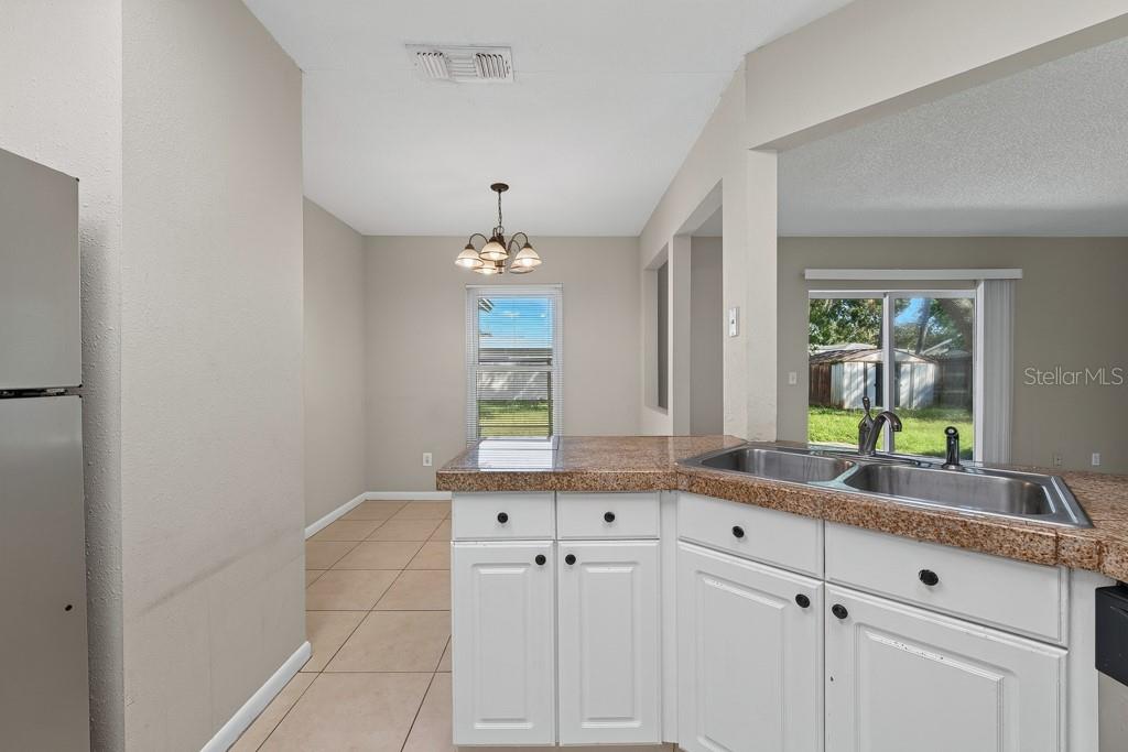 518 WYNNWOOD DR — photo 28