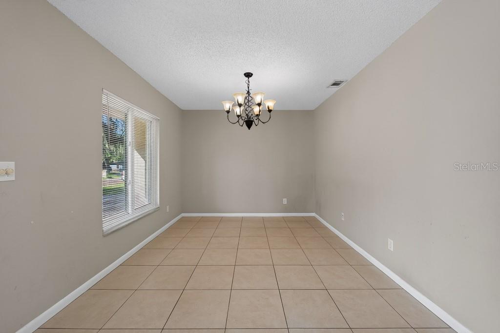 518 WYNNWOOD DR — photo 4