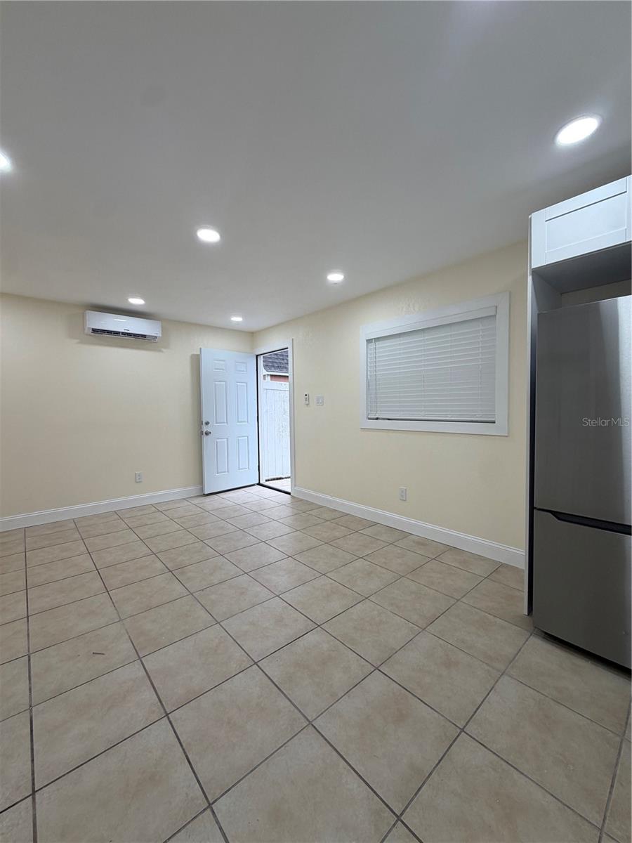 3318 W AILEEN ST — photo 33