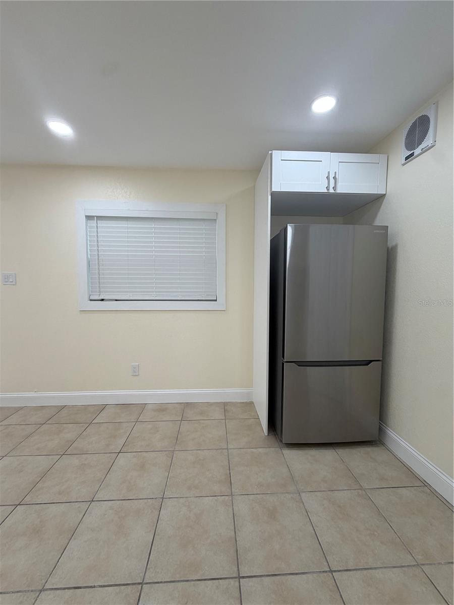 3318 W AILEEN ST — photo 32