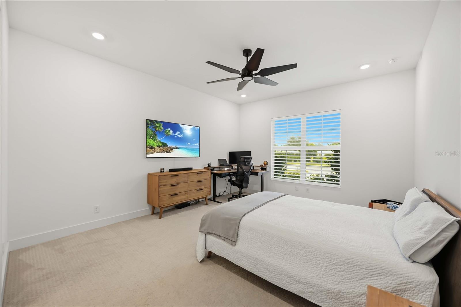 8110 REDONDA LOOP — photo 19