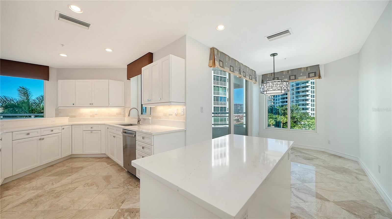500 S PALM AVE #32 — photo 26