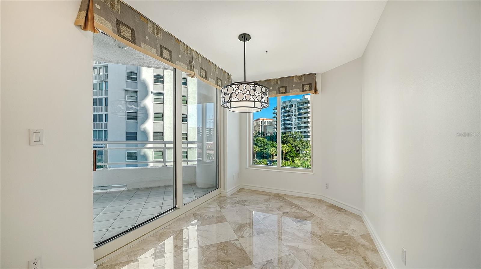 500 S PALM AVE #32 — photo 28