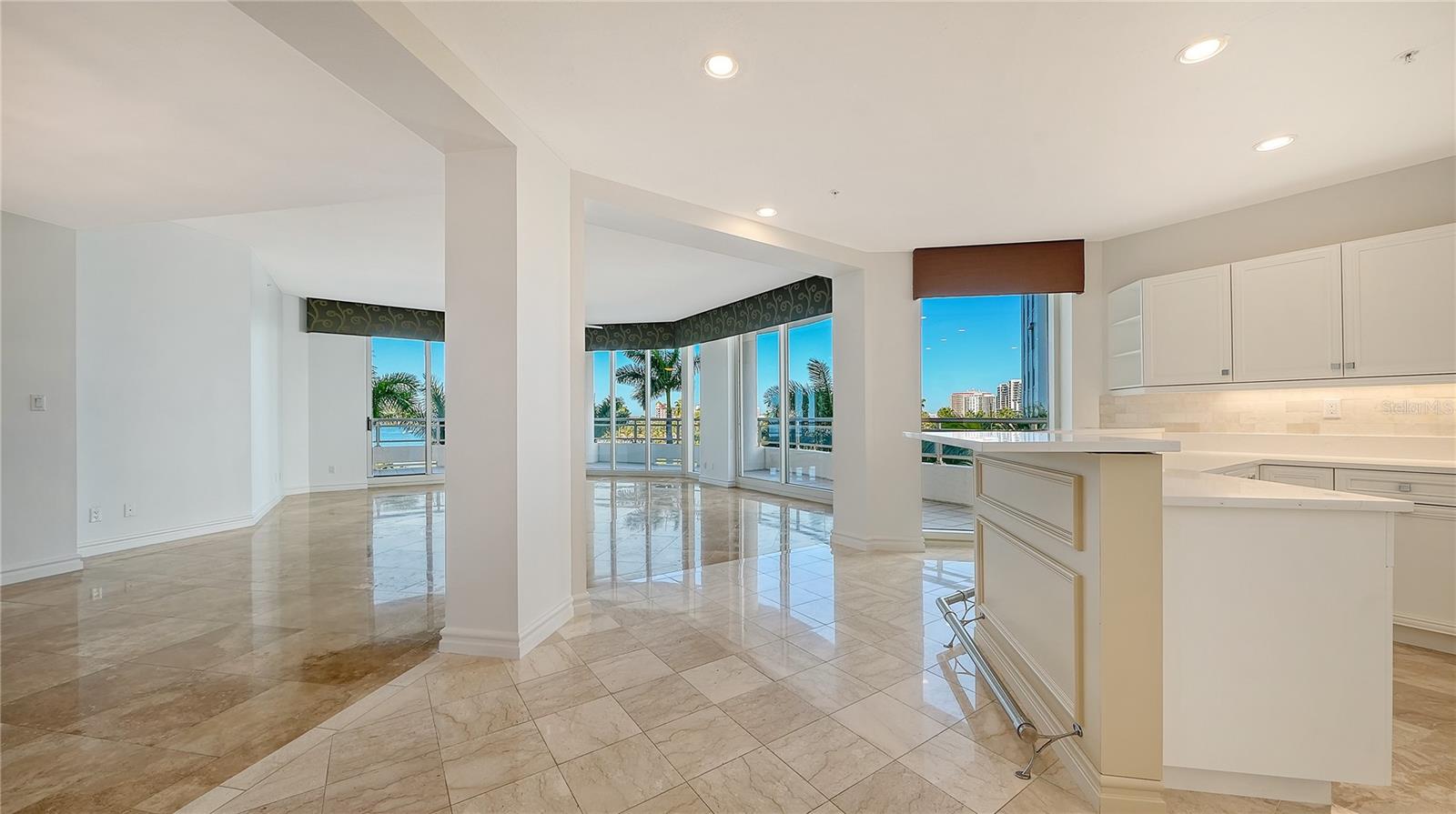 500 S PALM AVE #32 — photo 13