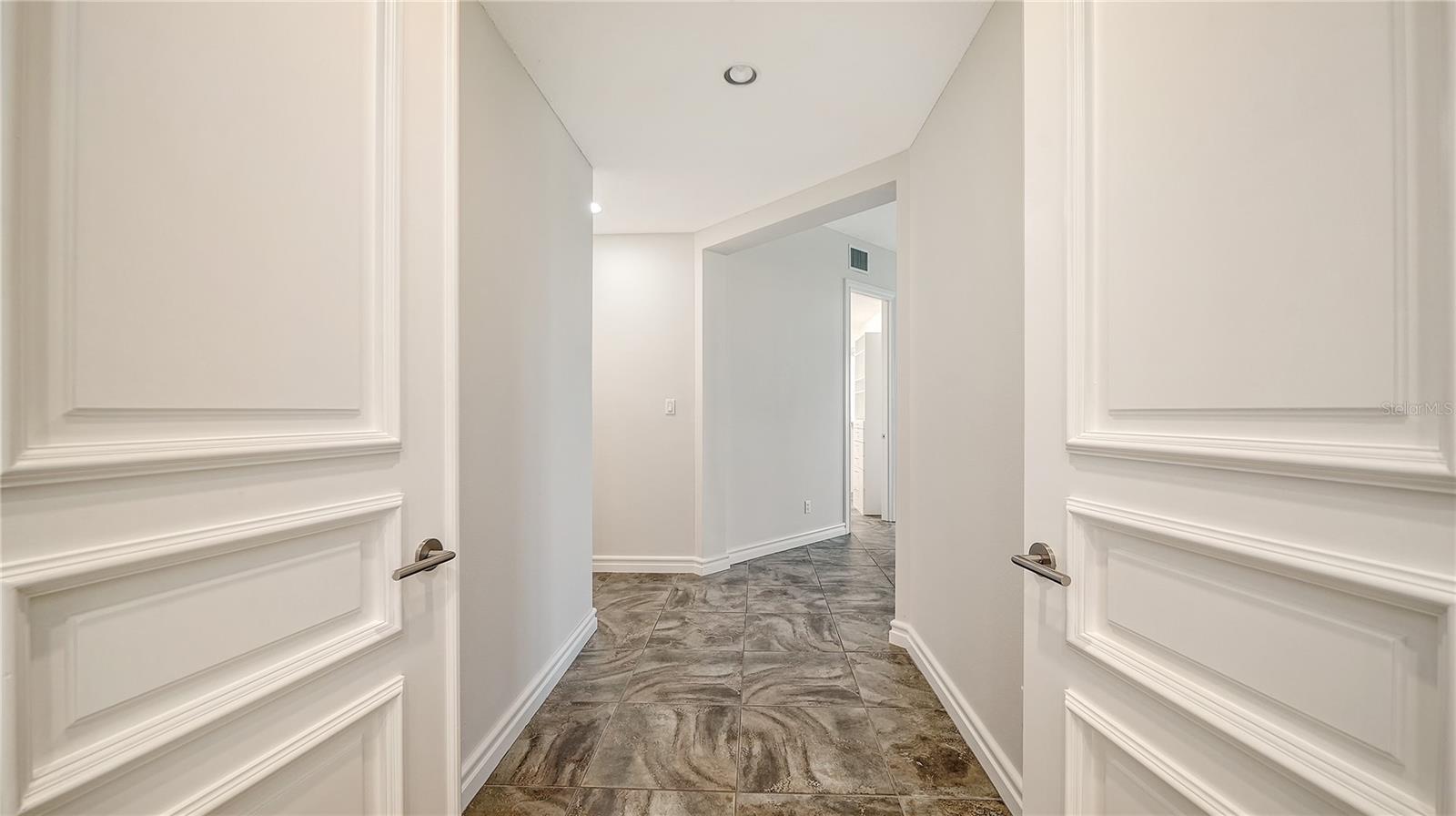 500 S PALM AVE #32 — photo 39