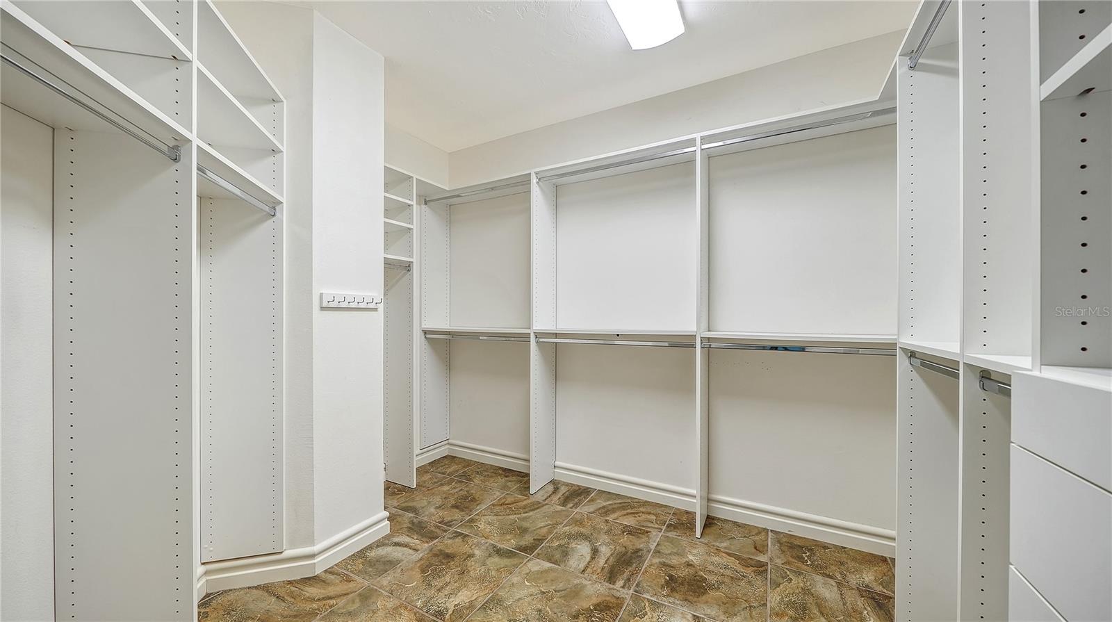 500 S PALM AVE #32 — photo 48