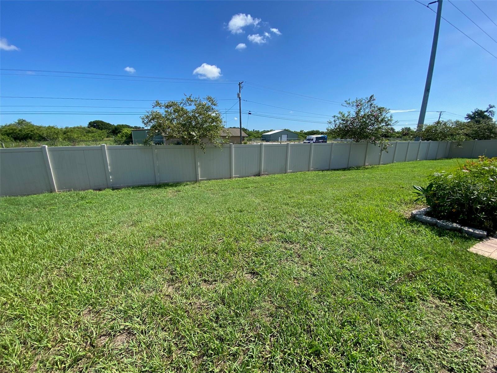 740 CHATHAM WALK DR — photo 18