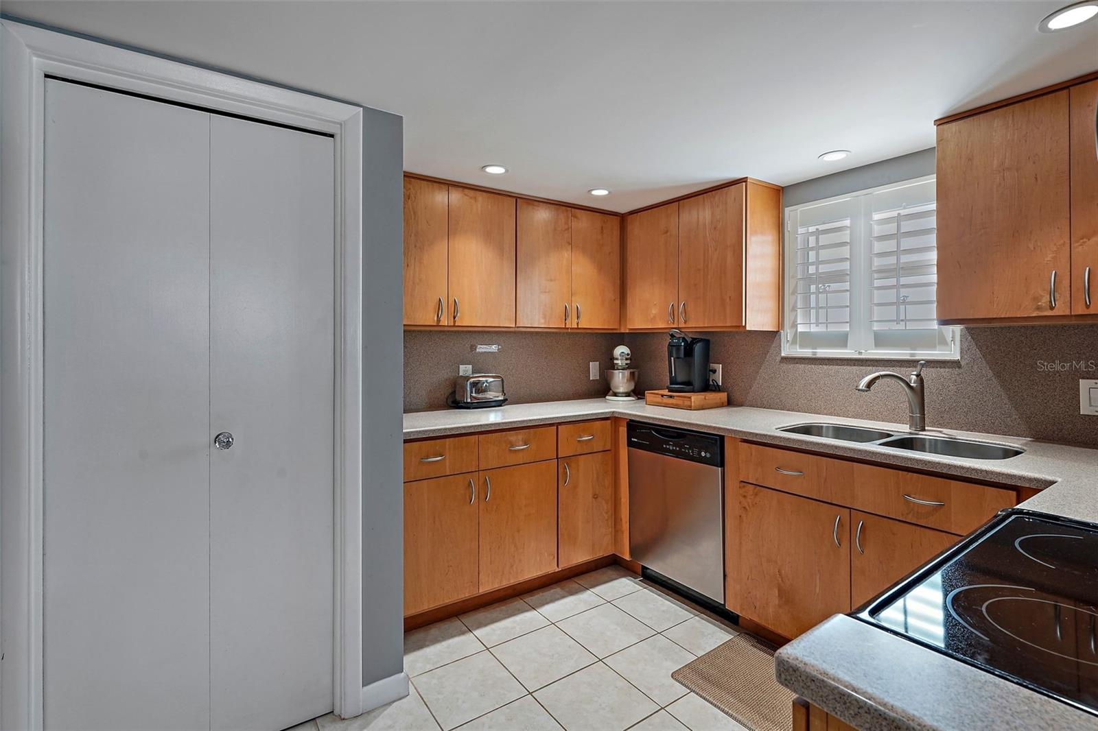 5000 GULF BLVD #304 — photo 21
