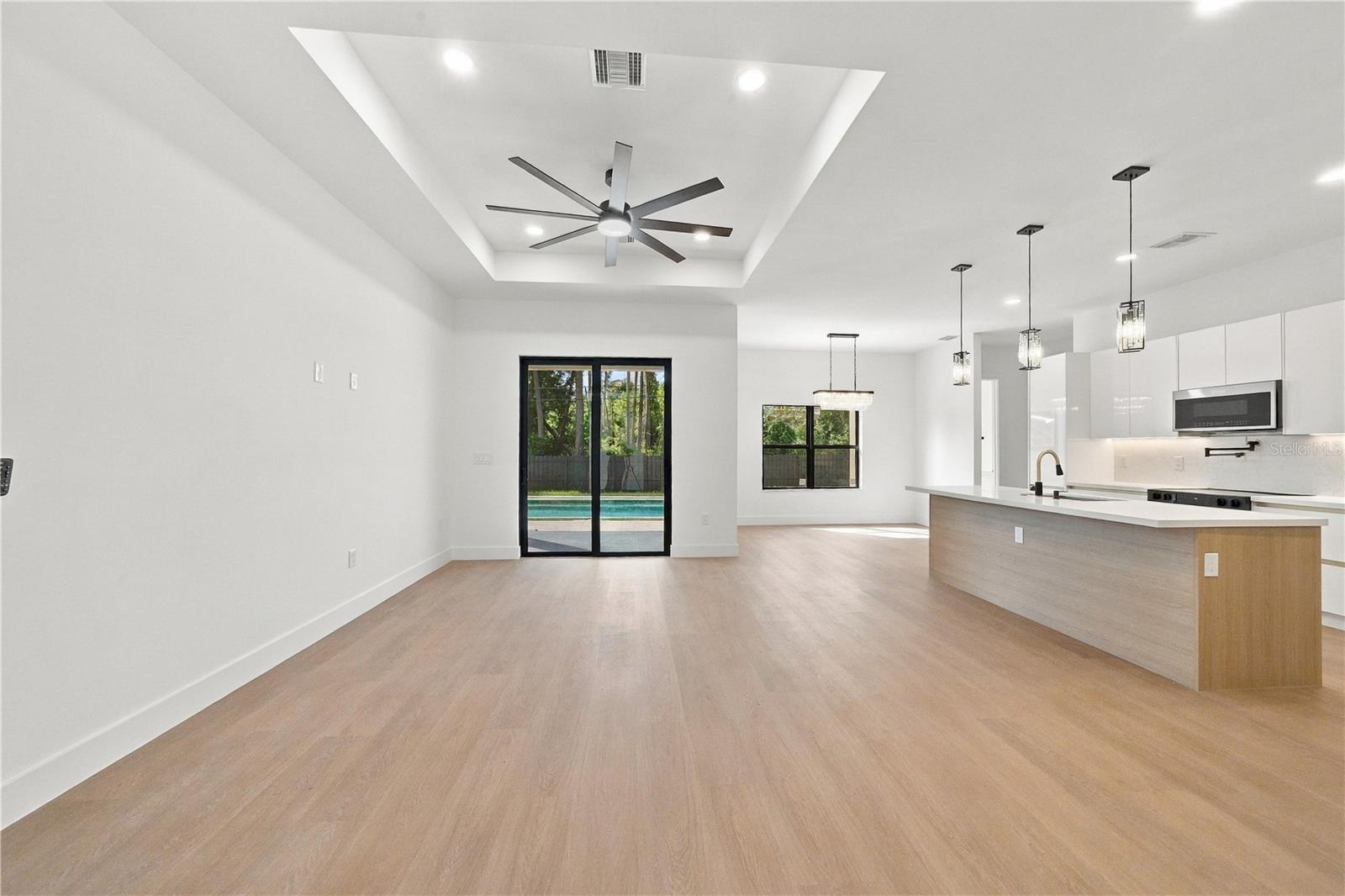 4509 ELDRON AVE — photo 4