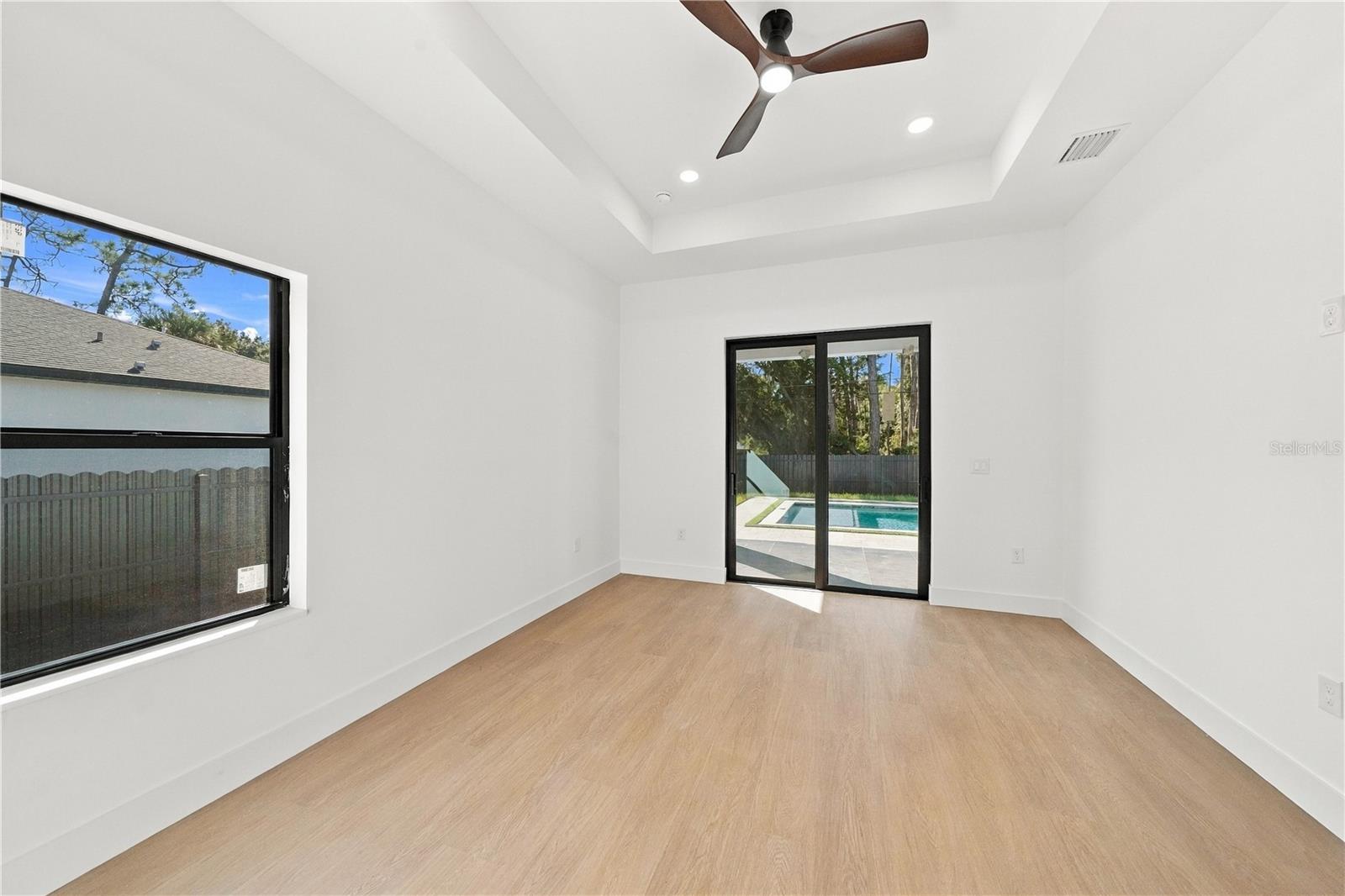 4509 ELDRON AVE — photo 11