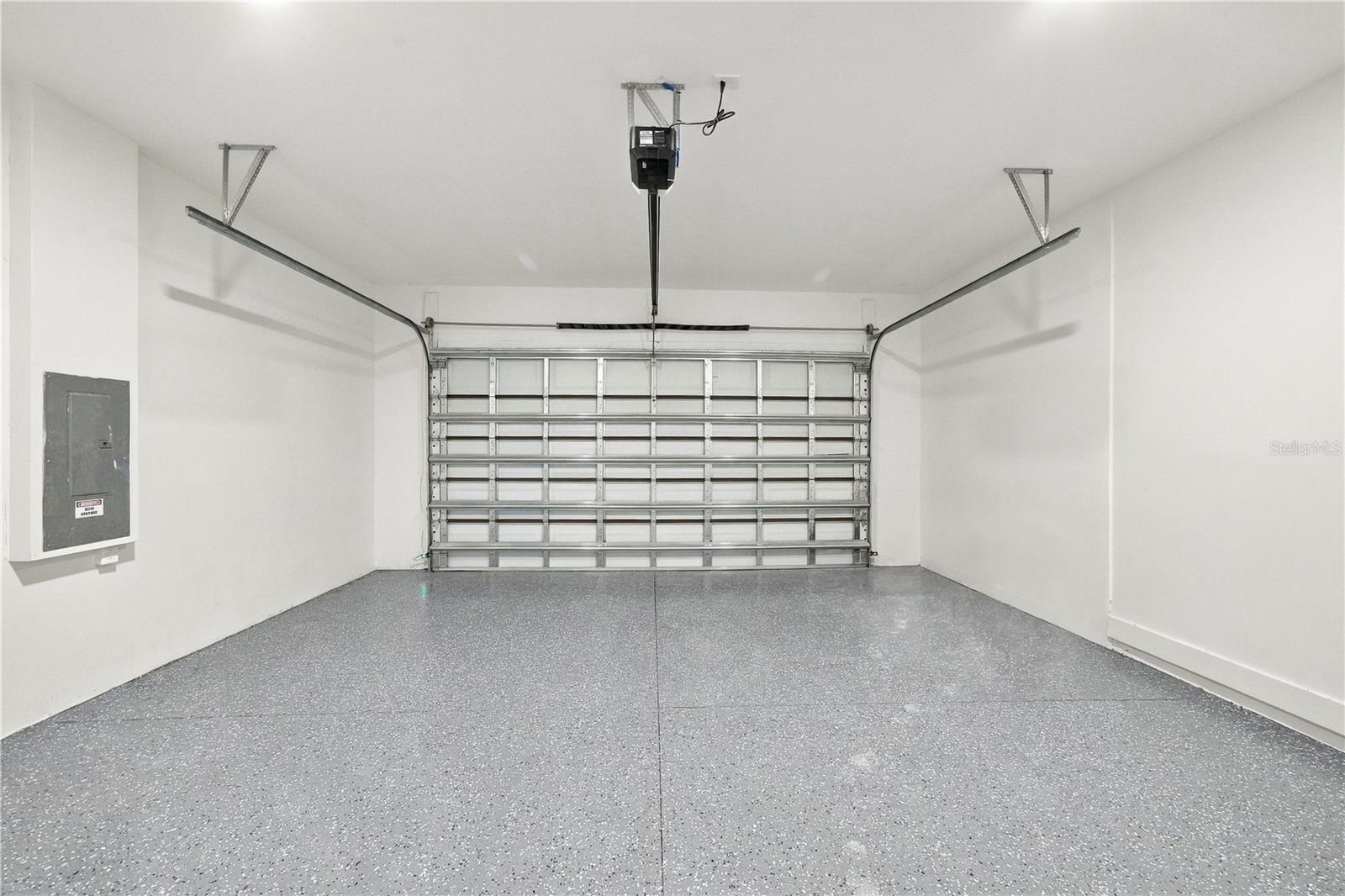 4509 ELDRON AVE — photo 25
