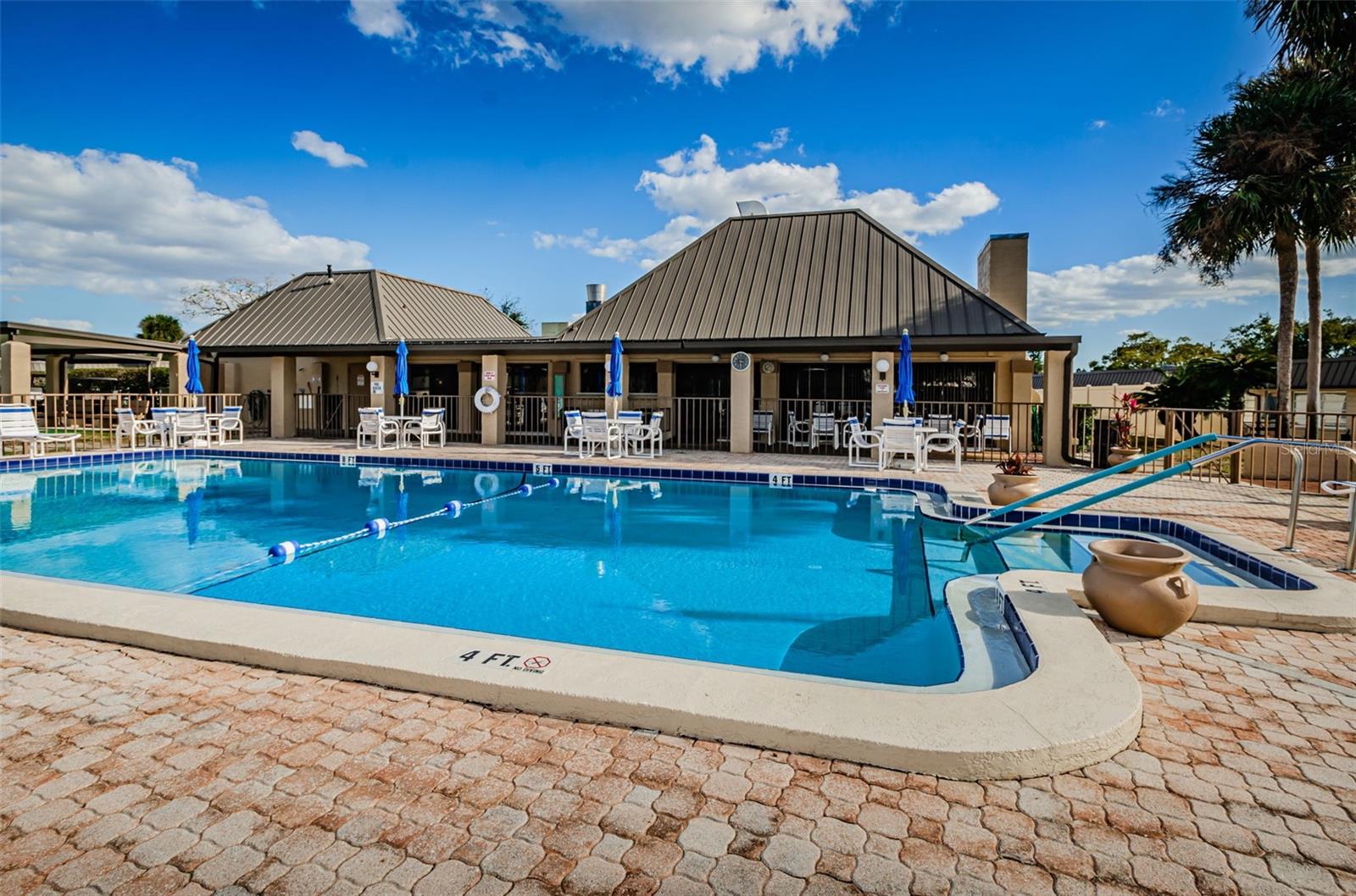 4364 SUMMERSUN DR — photo 52