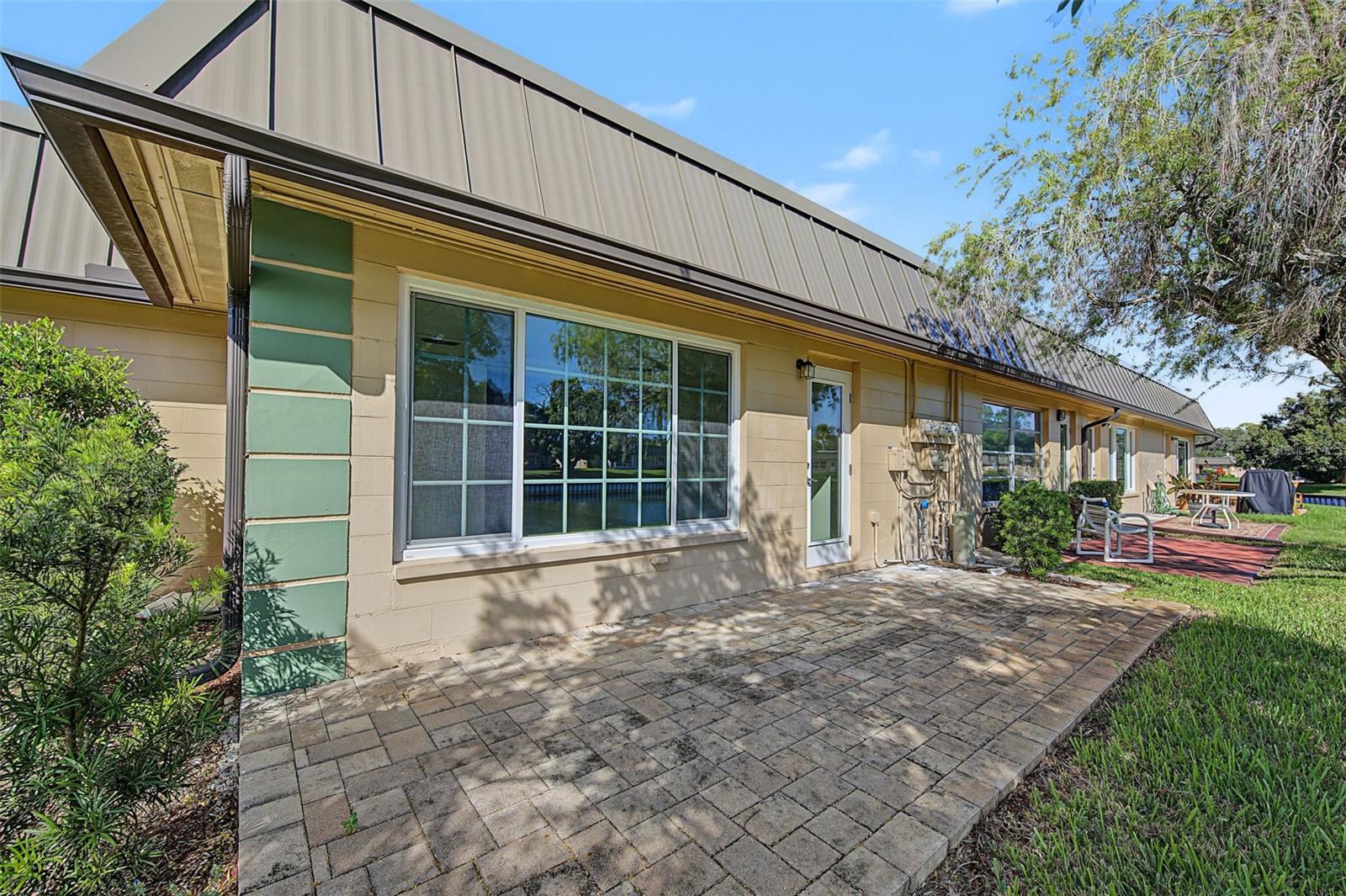 4364 SUMMERSUN DR — photo 33