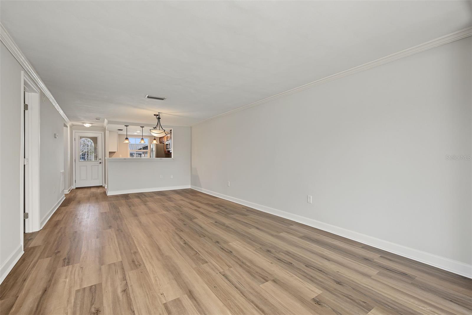 4364 SUMMERSUN DR — photo 16