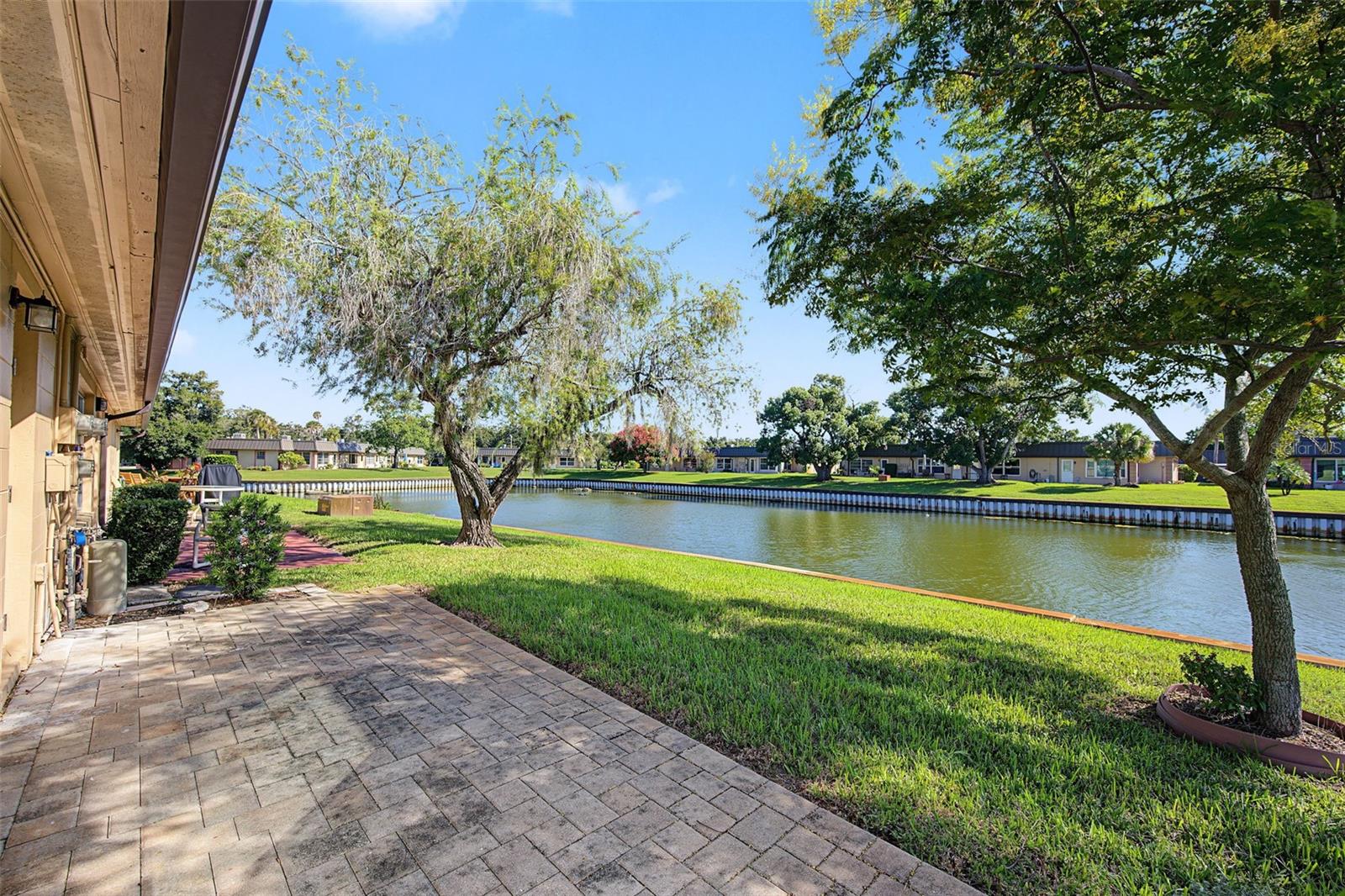 4364 SUMMERSUN DR — photo 32
