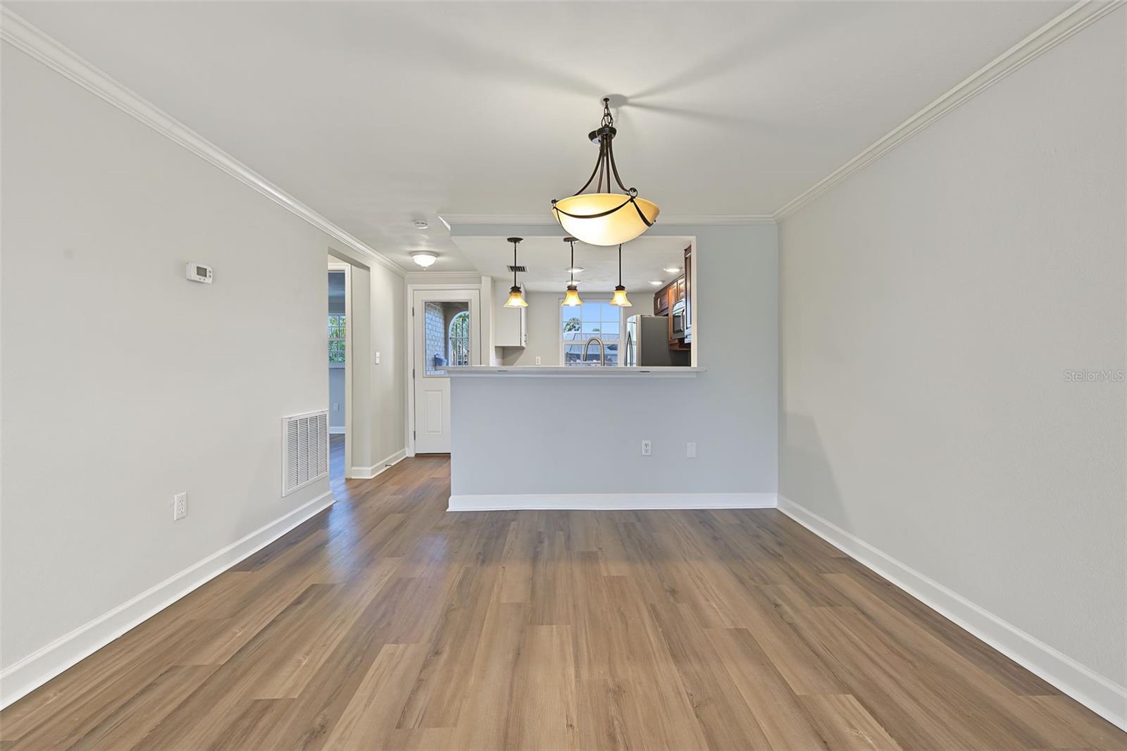 4364 SUMMERSUN DR — photo 13