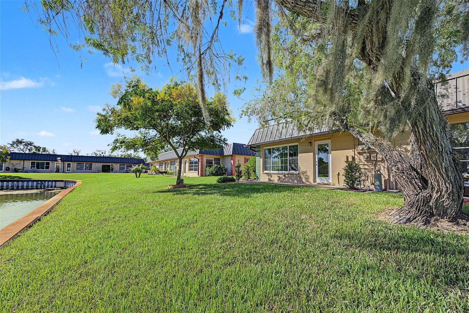 4364 SUMMERSUN DR — photo 34