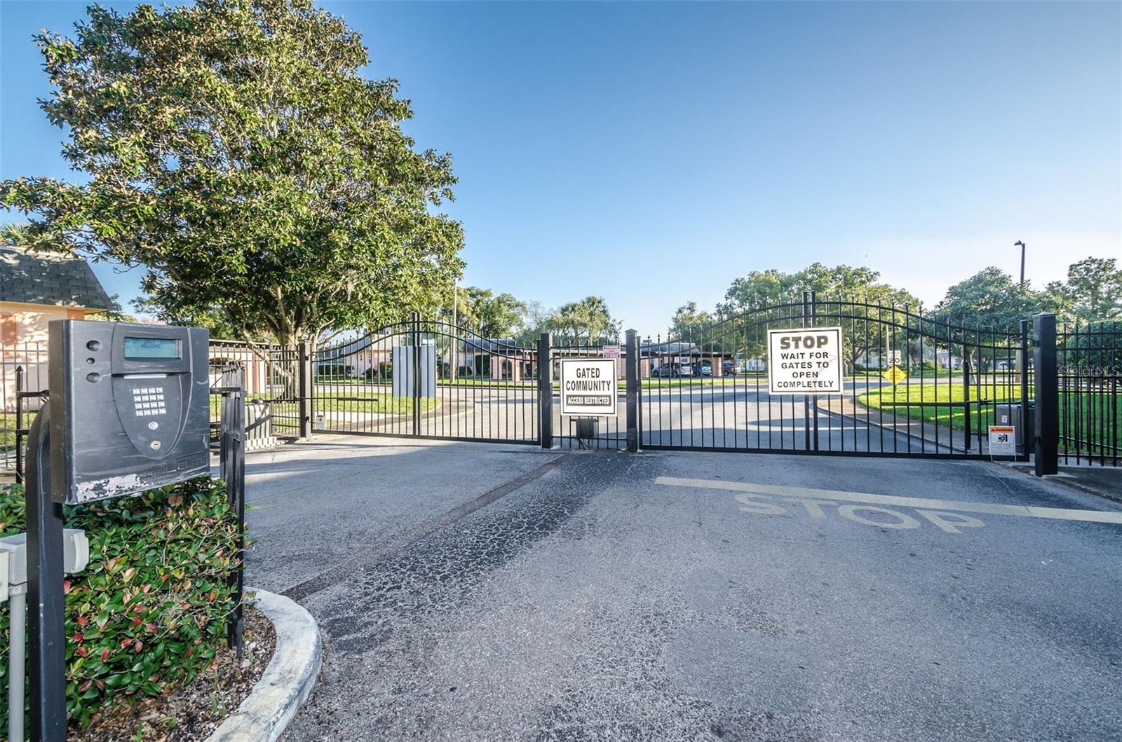 4364 SUMMERSUN DR — photo 56