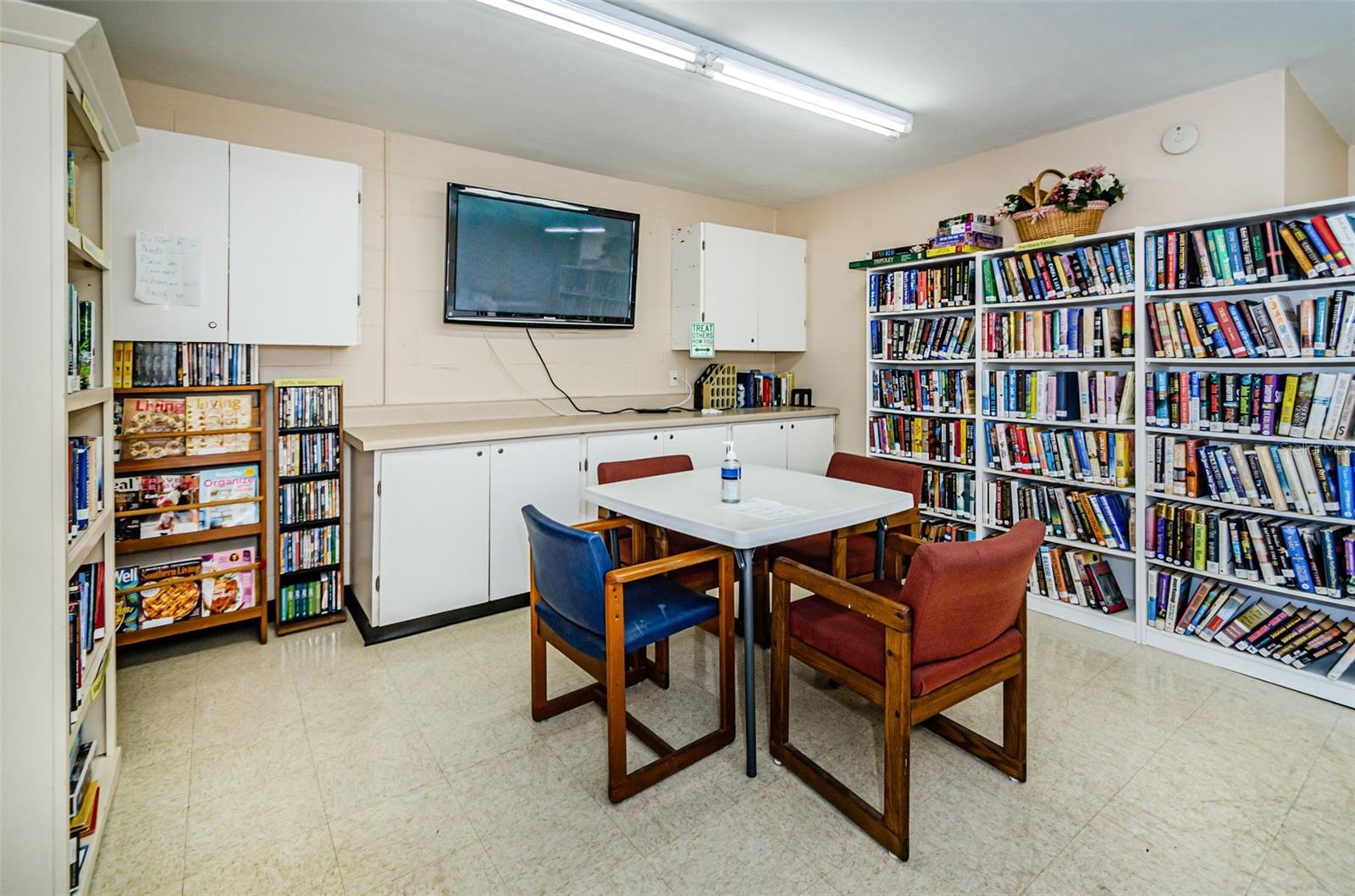 4364 SUMMERSUN DR — photo 48