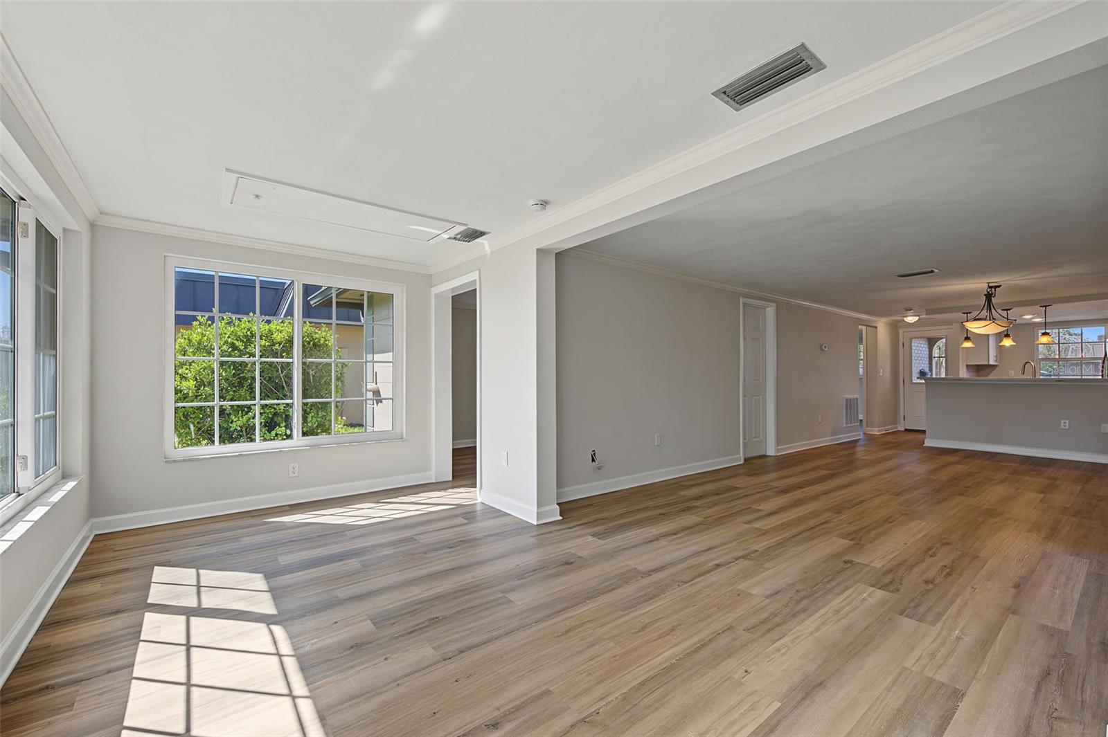 4364 SUMMERSUN DR — photo 22