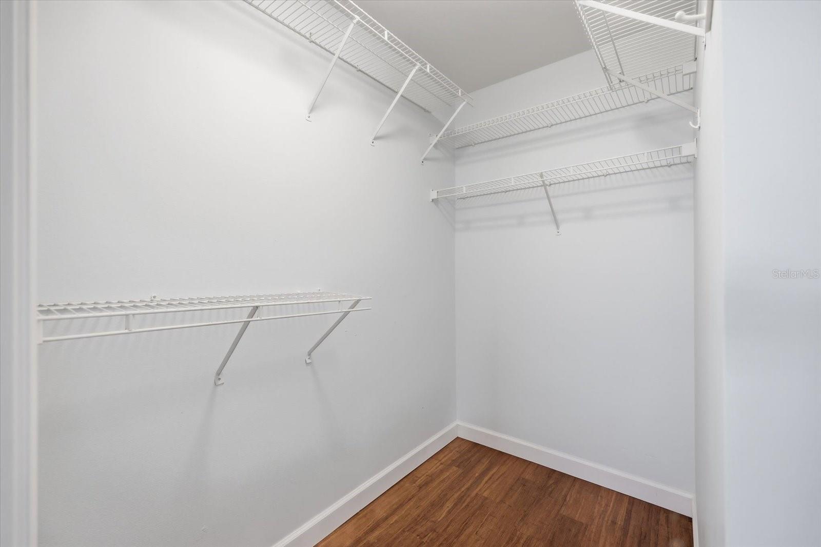 522 CLUBSIDE CIR #10 — photo 15