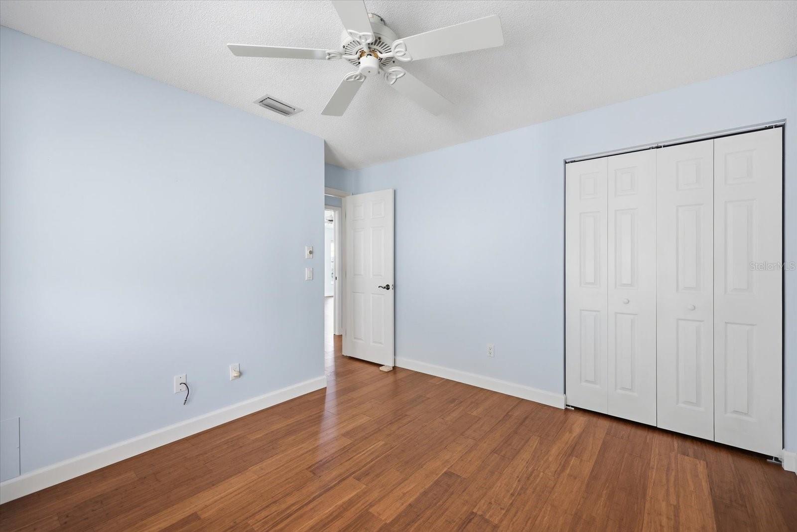 522 CLUBSIDE CIR #10 — photo 20