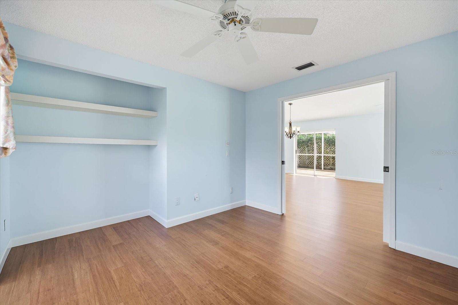 522 CLUBSIDE CIR #10 — photo 17