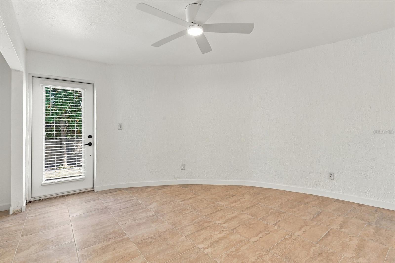 2881 GENTIAN RD — photo 17