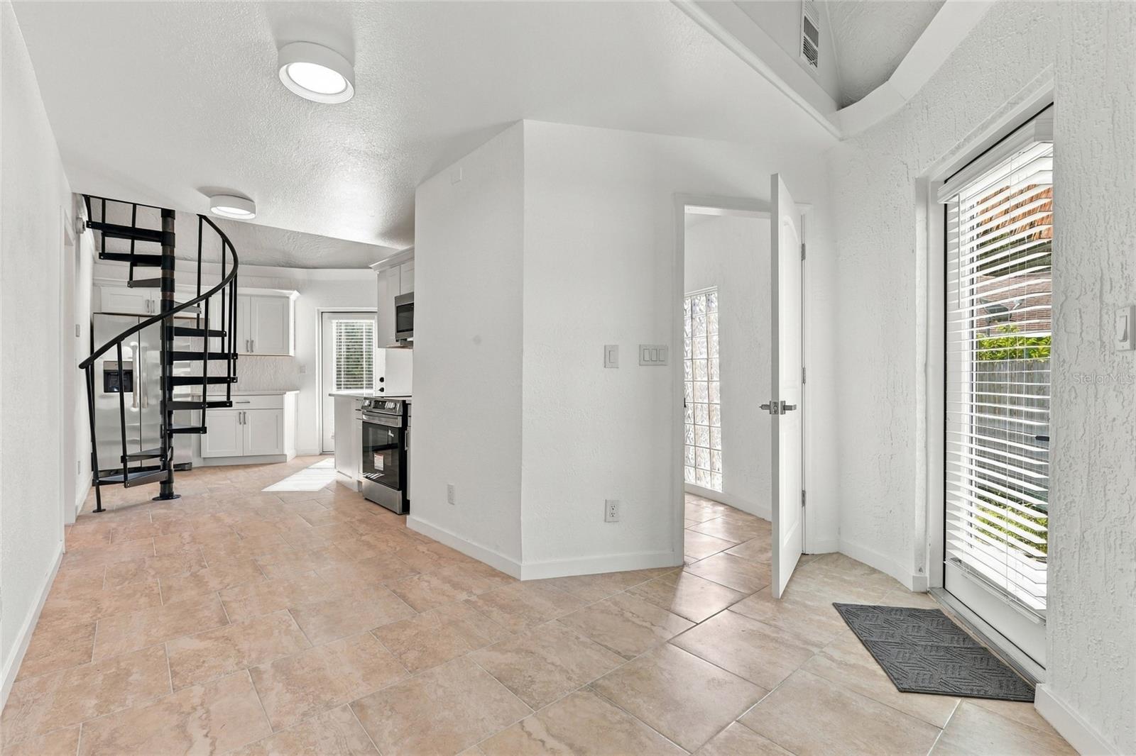 2881 GENTIAN RD — photo 8