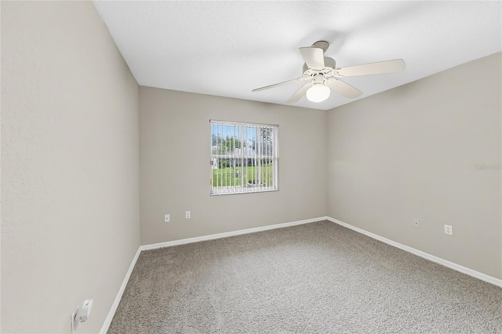 2820 CLUBHOUSE DR — photo 14