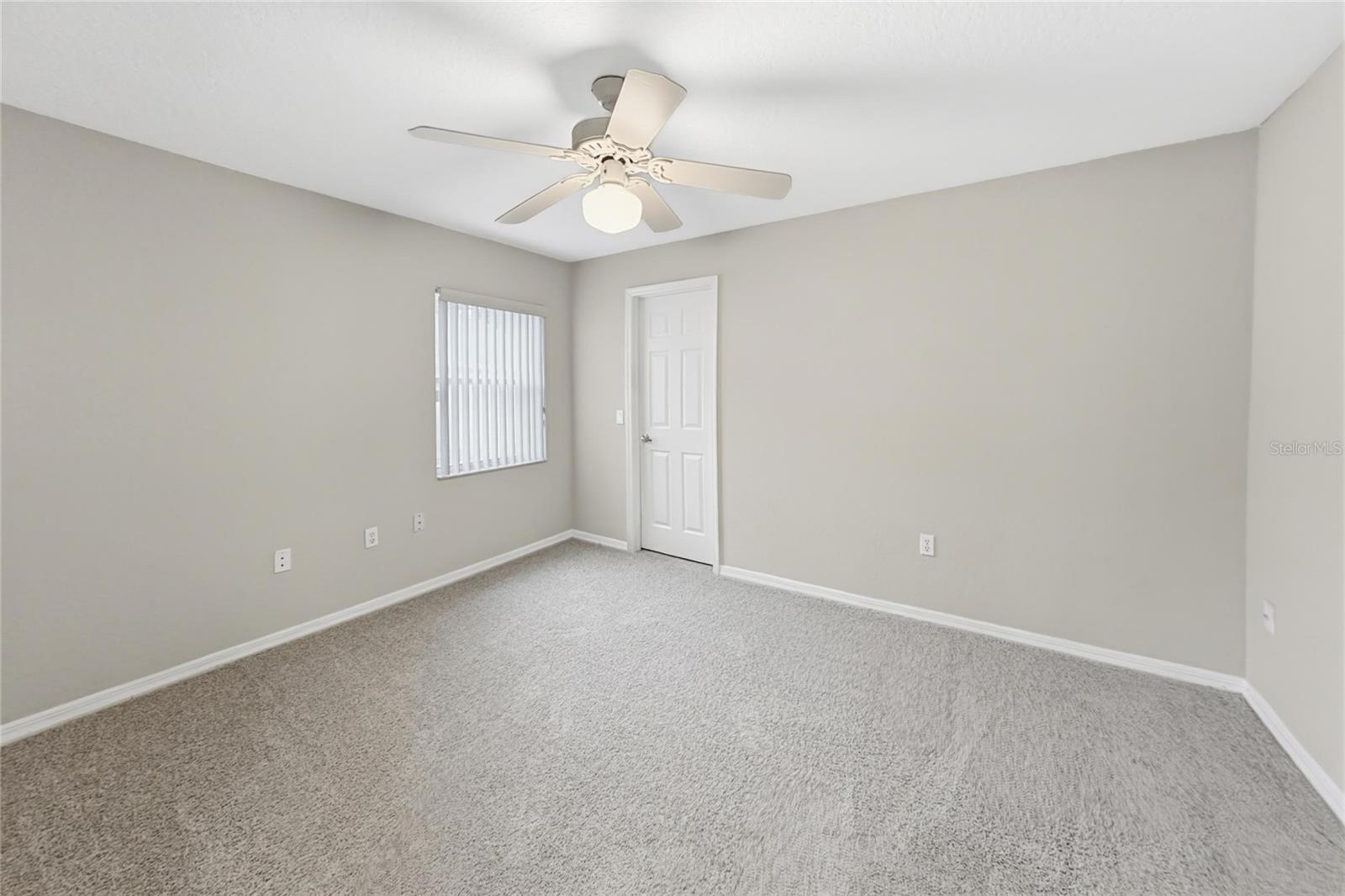 2820 CLUBHOUSE DR — photo 13