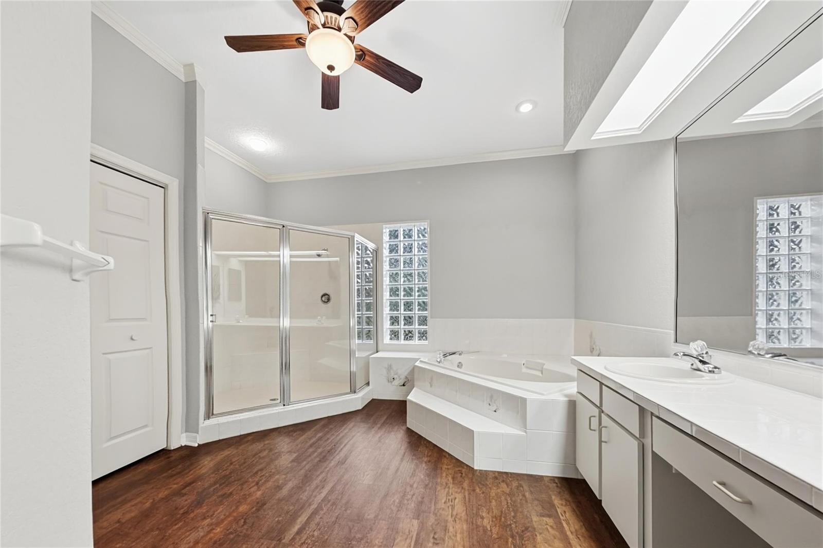 2820 CLUBHOUSE DR — photo 11