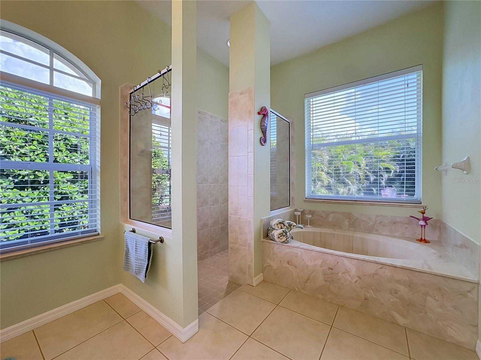 2231 LAKEWOOD TER — photo 34