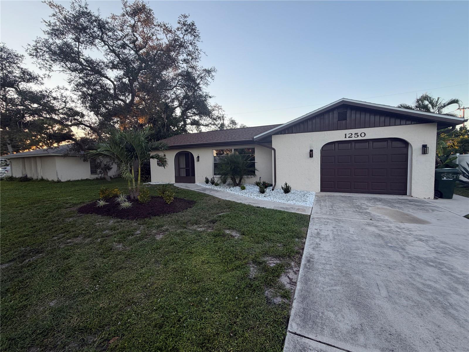 1250 HORIZON RD — photo 2
