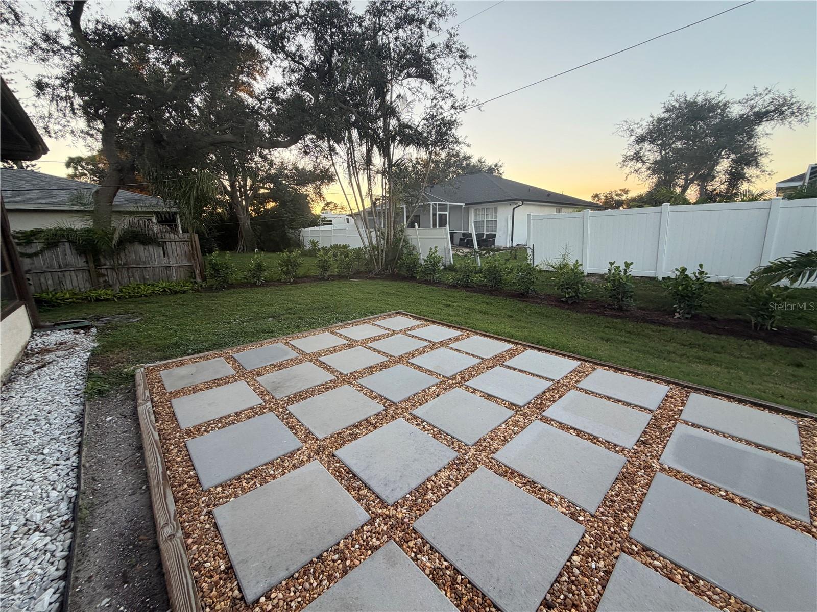 1250 HORIZON RD — photo 28