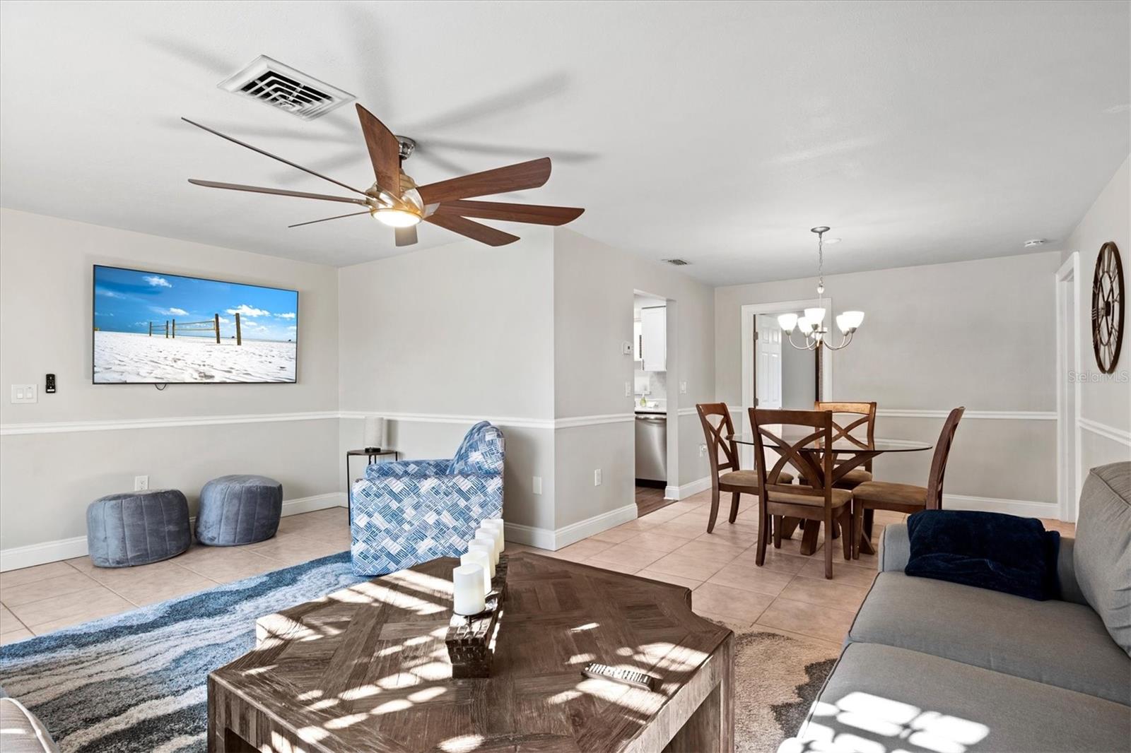 204 MONET DR — photo 12