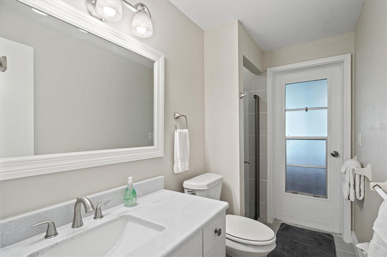 204 MONET DR — photo 32