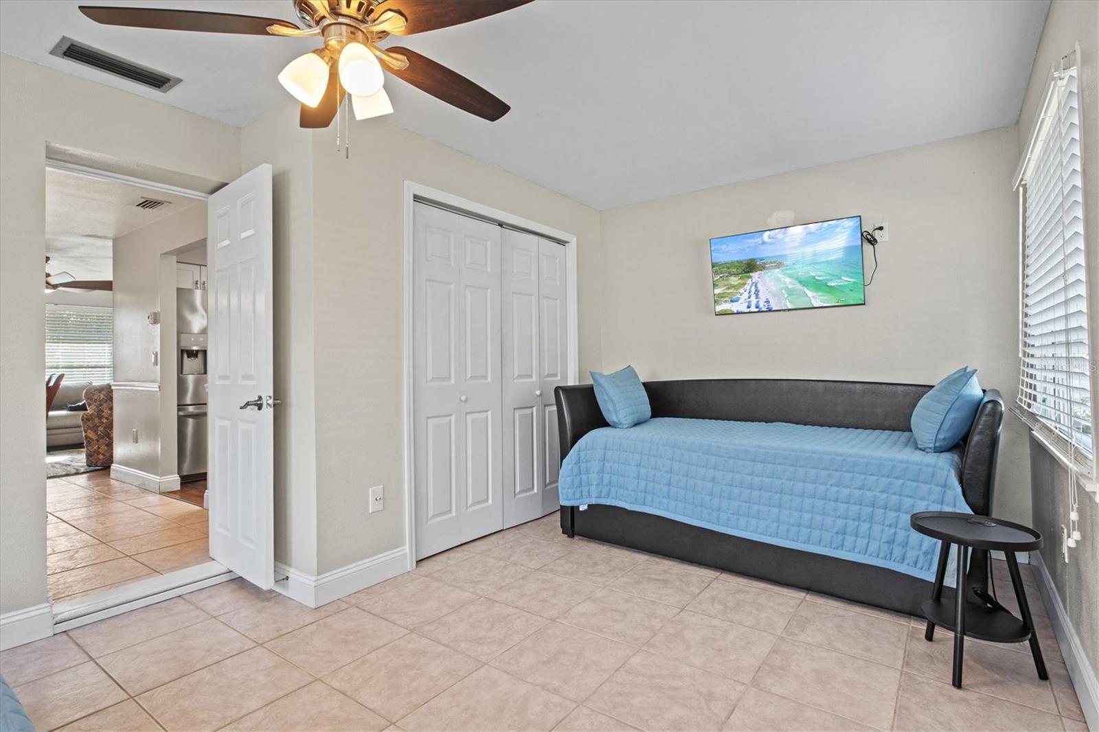 204 MONET DR — photo 27