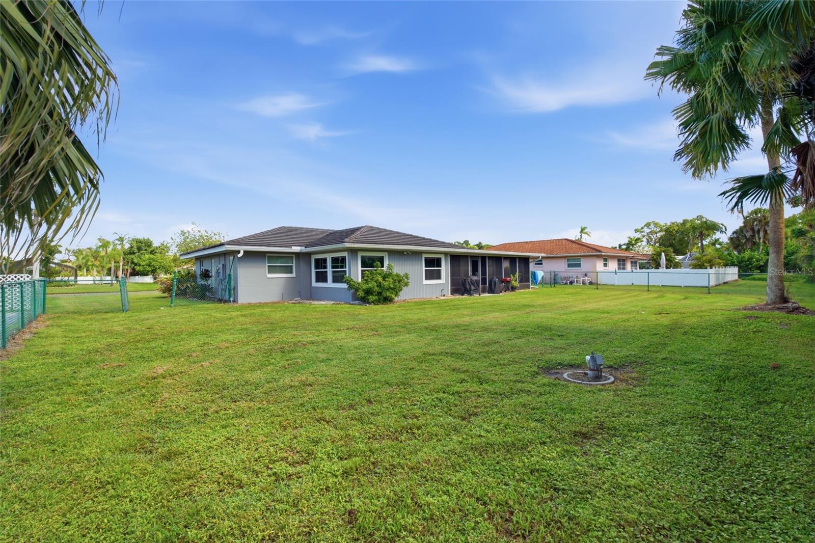 204 MONET DR — photo 45