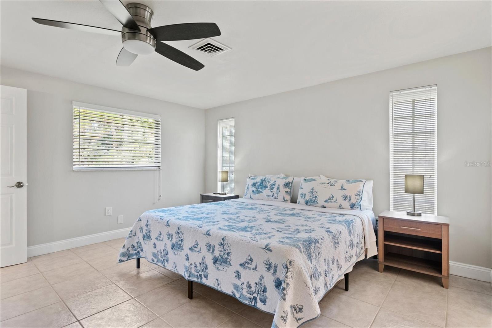 204 MONET DR — photo 21